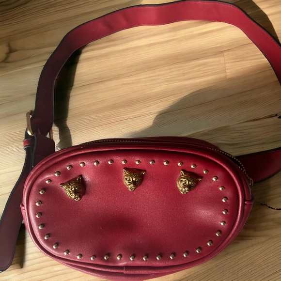 Red crossbody/ Fanny pack - Picture 1 of 4